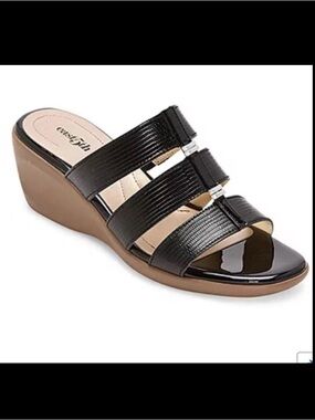 NIB Women's Size 8M Black East 5th Evergreen Sandals